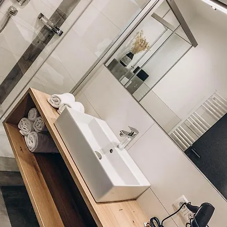 Four Peaks Apartman *